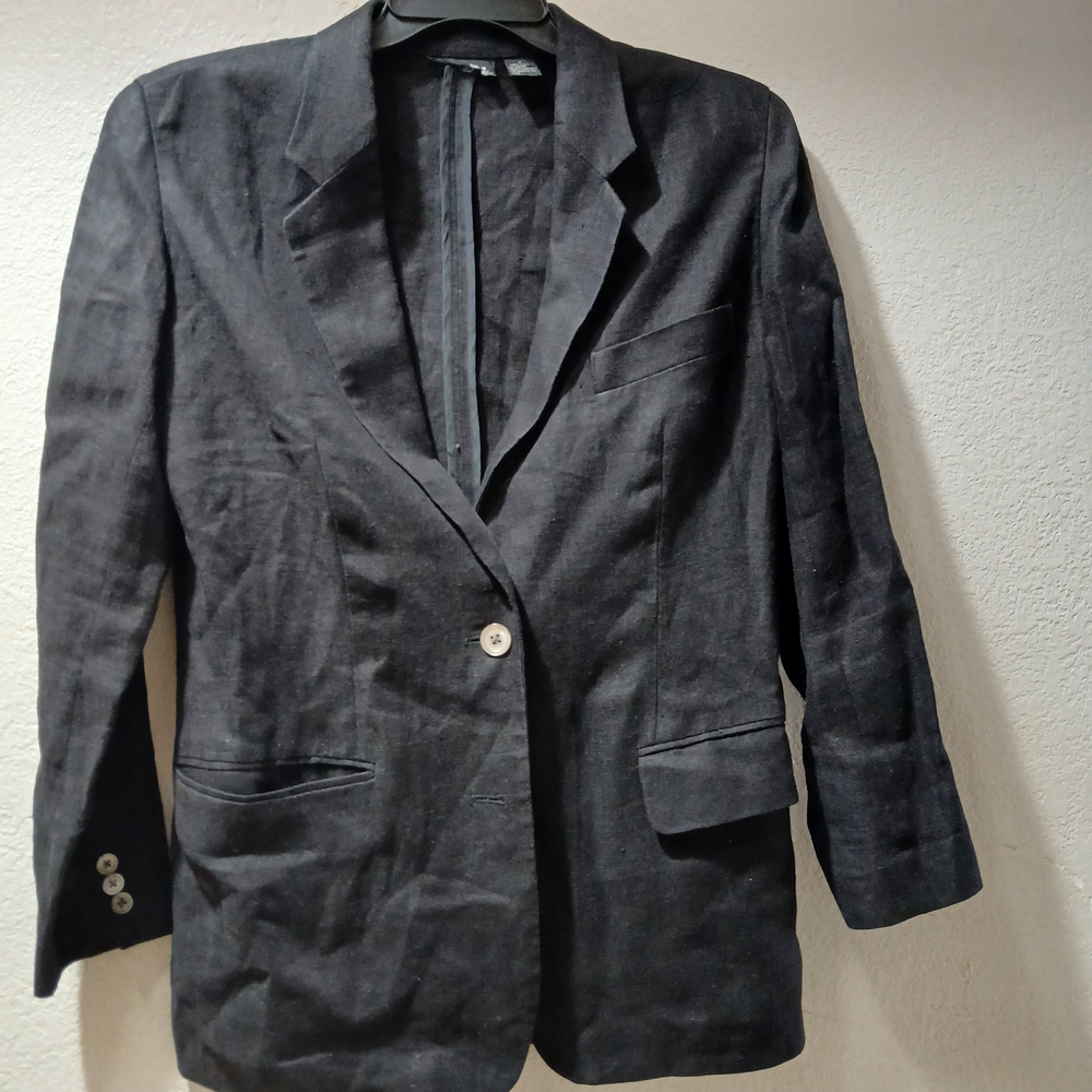 Classic Black Women's Blazer